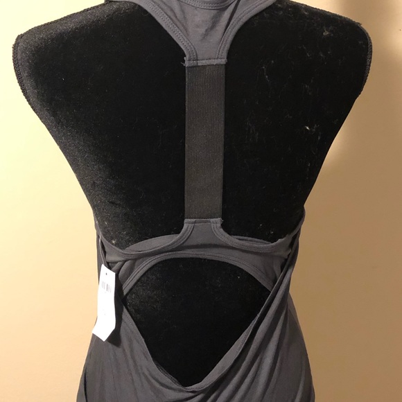 Workout Chic! NWT XS Abercrombie and Fitch Tank - Picture 6 of 8